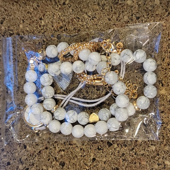 Bracelet Set - Picture 2 of 6